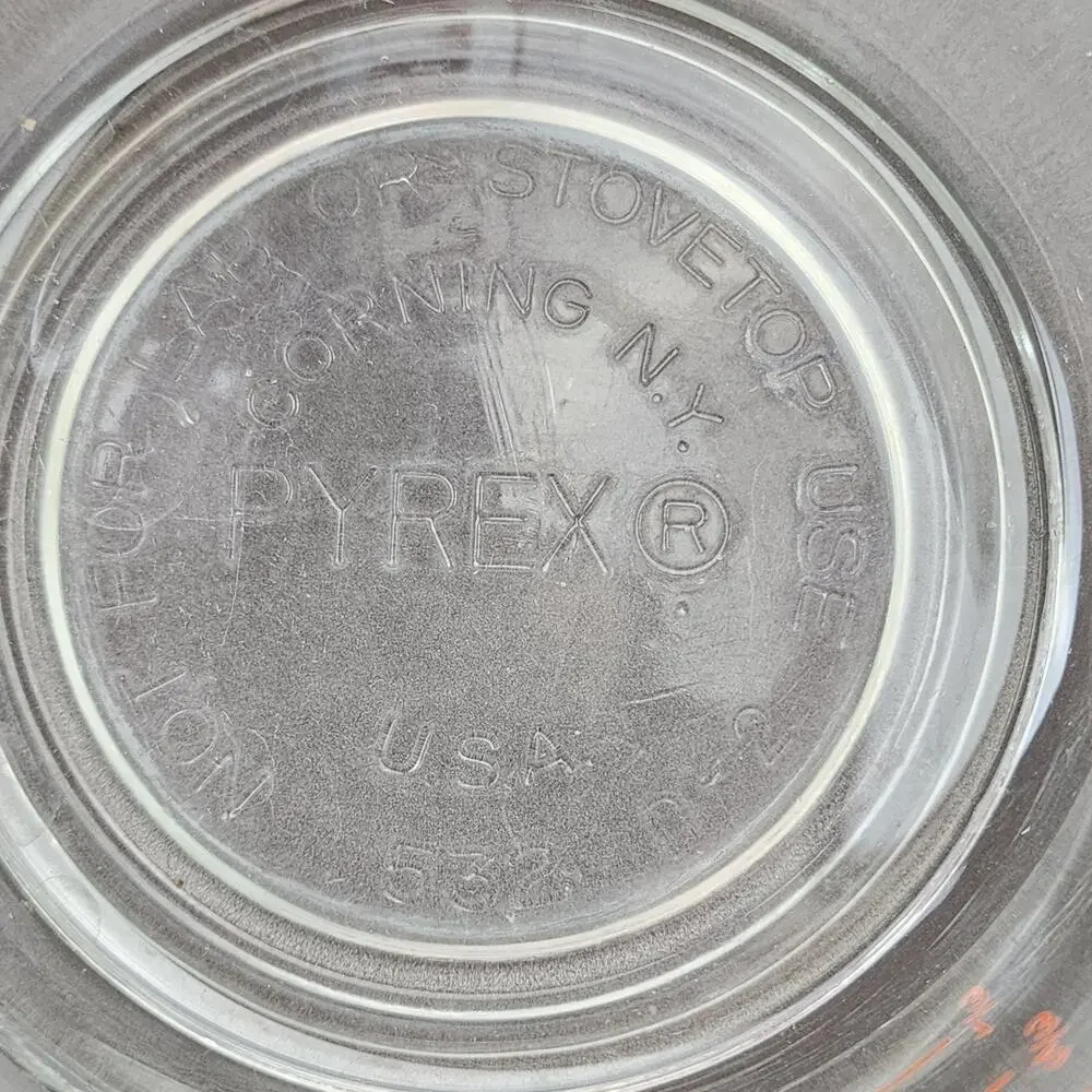 PYREX 4 Cup 1Qt (32oz) Glass Measuring Cup #532 D Handle Red Letter Vintage EUC